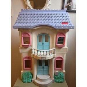 1997 Fisher Price Loving Family Grand Dollhouse 4618 Vintage Doll House